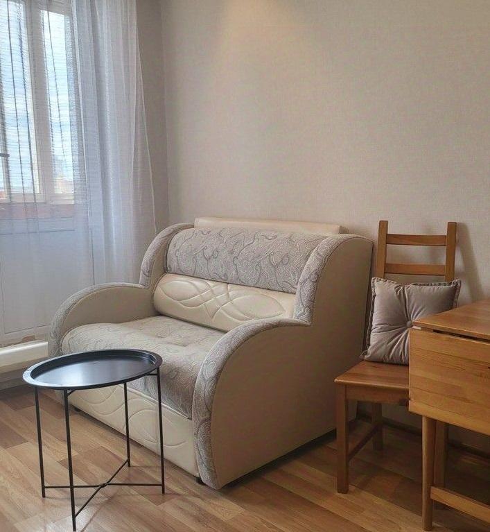Продам 1-комнатную квартиру в Новосибирске в Заельцовском р-не, Линейный, Галущака улица, 1