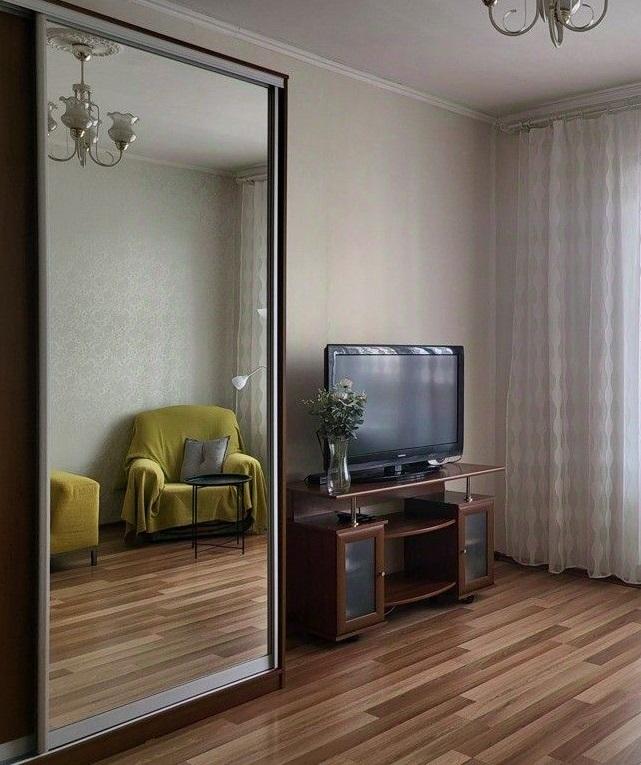 Продам 1-комнатную квартиру в Новосибирске в Заельцовском р-не, Линейный, Галущака улица, 1