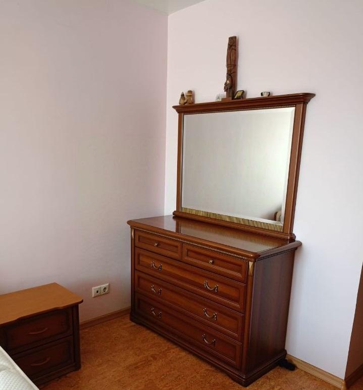Продам 4-комнатную квартиру в Новосибирске в Октябрьском районе, Федосеева улица, 2