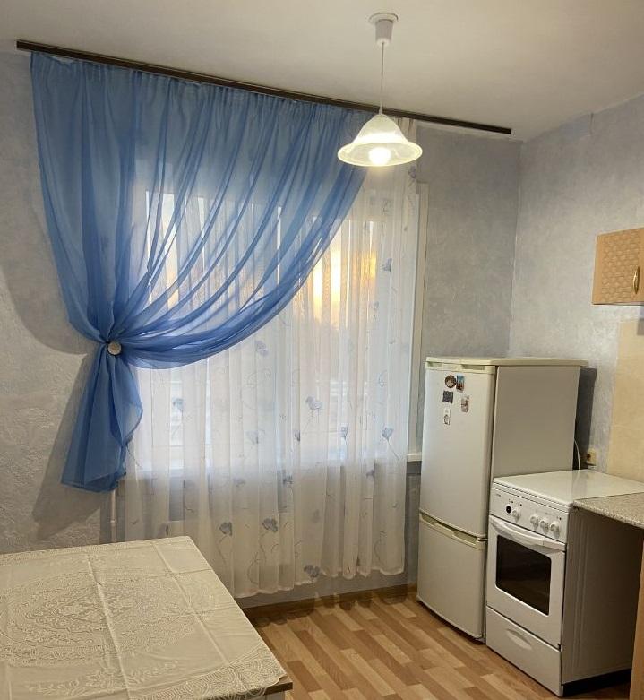 Сдам на сутки 3-комнатную квартиру в Новосибирске в Советском р-не, Академгородок, Героев Труда улица, 35А