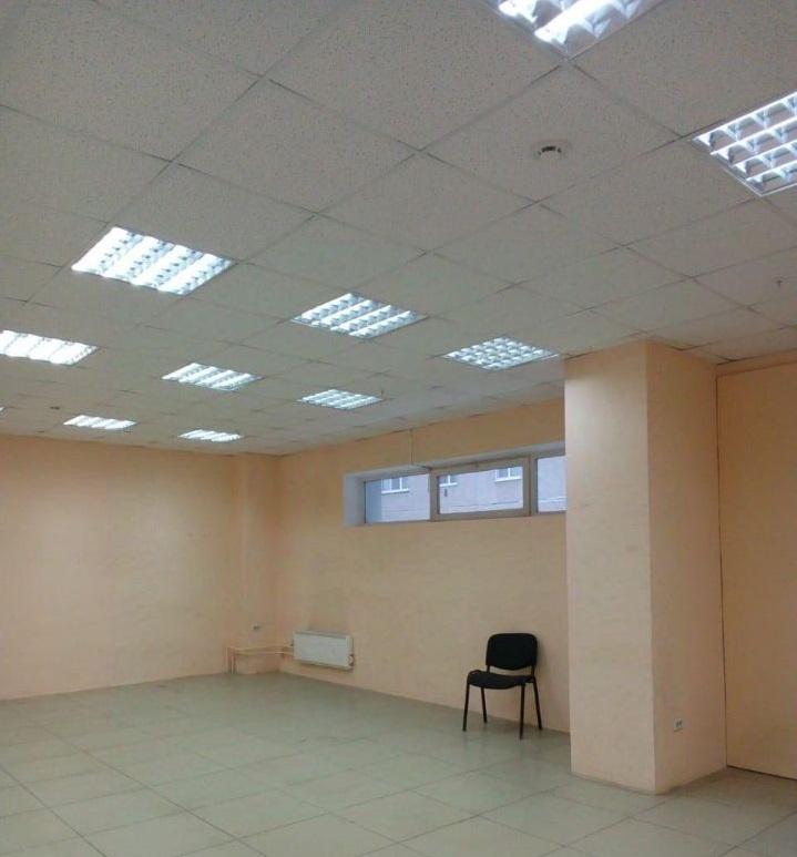 Сдается торговое помещение в Челябинске в Калининском р-не, Чичерина улица, 25б