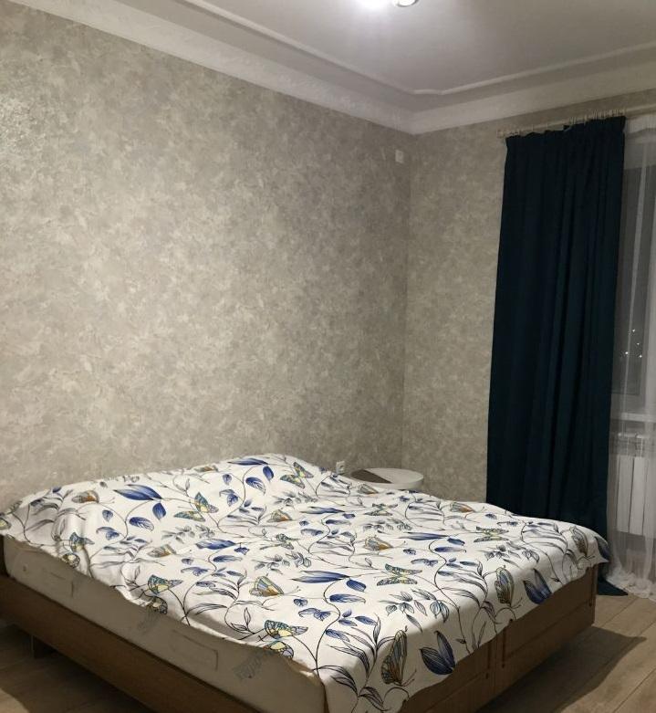 Сдам на сутки 3-комнатную квартиру в Ростове-на-Дону в Пролетарском р-не, 45 Линия улица, 58