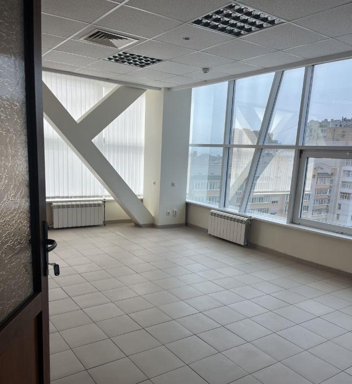 Сдается офис в Ростове-на-Дону в Октябрьском р-не, Текучева улица, 139/94