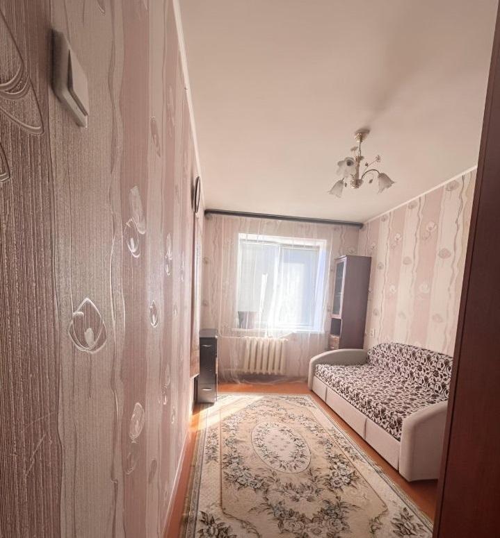 Продам 3-комнатную квартиру в Уфе в Калининском р-не, Интернациональная улица, 65/1