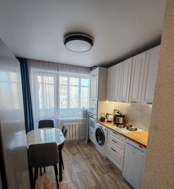 Продам 4-комнатную квартиру в Уфе в Советском р-не, Степана Злобина улица, 34/1