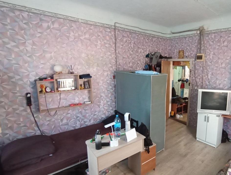 Продам комнату в Уфе в Калининском р-не, Нежинская улица, 40а