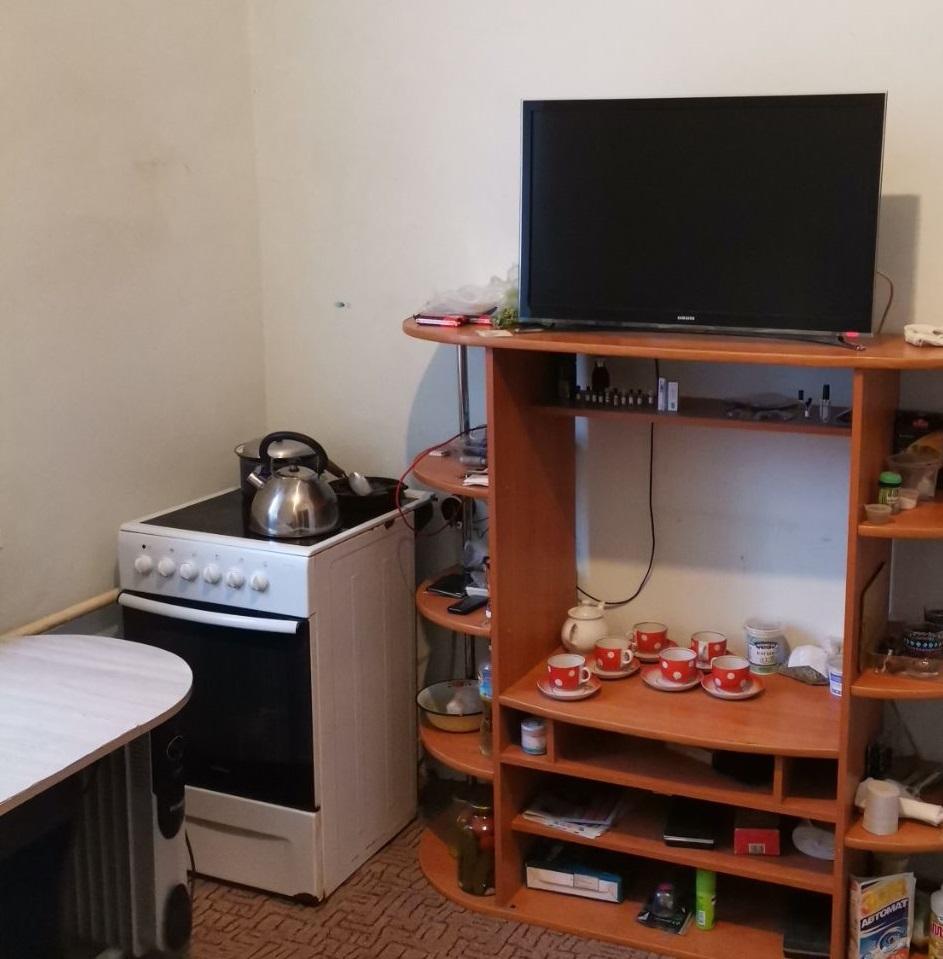 Продам комнату в Уфе в Орджоникидзевском р-не, Калинина улица, 57а