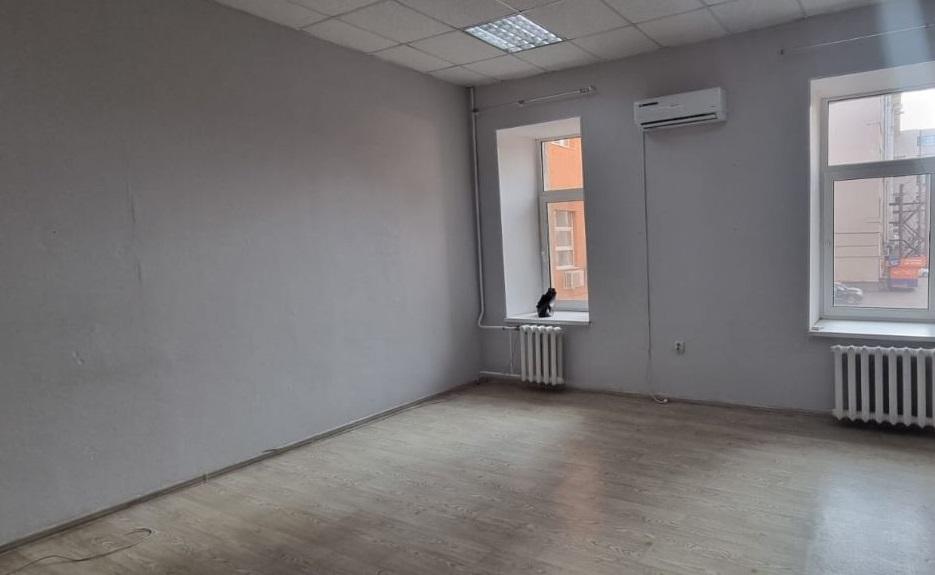 Сдается офис в Уфе в Ленинском р-не, Карла Маркса улица, 37к3