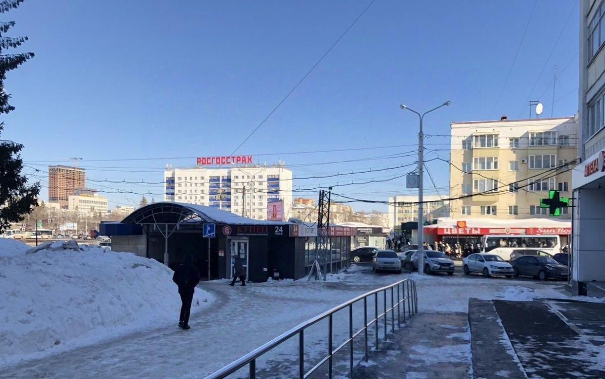 Сдается торговое помещение в Уфе в Ленинском р-не, Цюрупы улица, 93