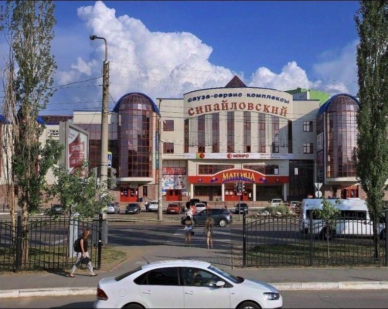 Продам торговое помещение в Уфе в Октябрьском р-не, Маршала Жукова улица, 10