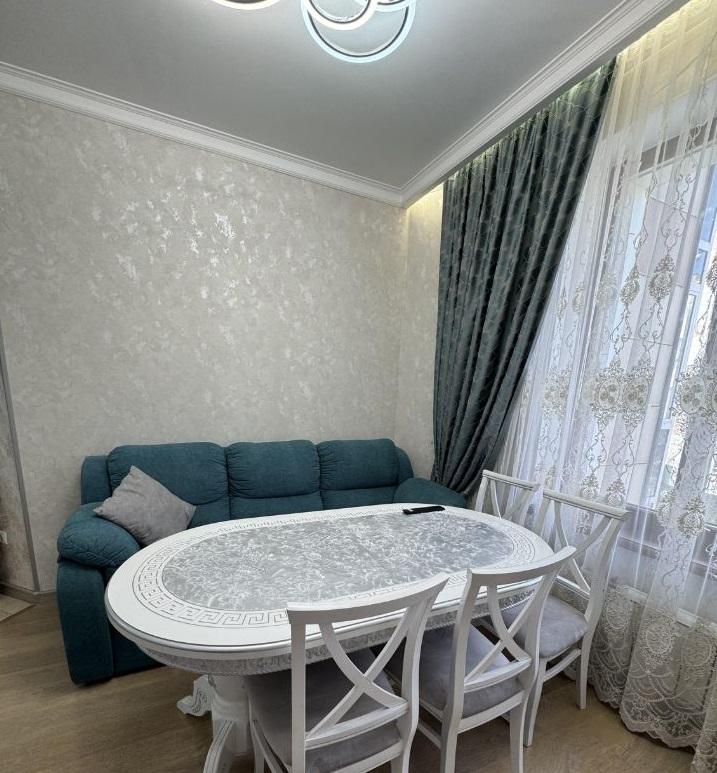 Продам 2-комнатную квартиру в Красноярске в Советском р-не, Молокова улица, 1к1