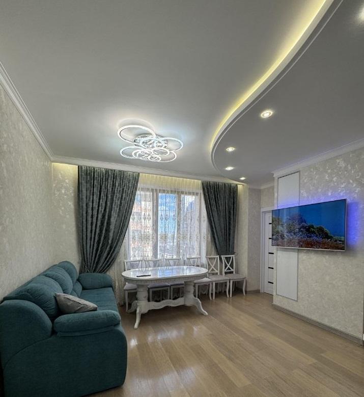 Продам 2-комнатную квартиру в Красноярске в Советском р-не, Молокова улица, 1к1