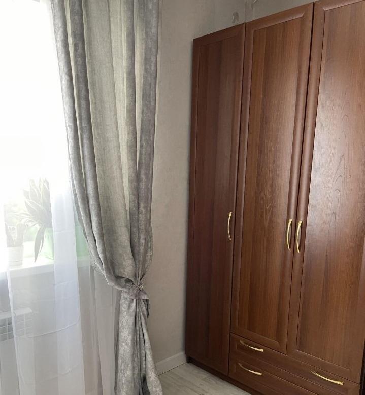 Продам 2-комнатную квартиру в Красноярске в Кировском р-не, Затонская улица, 29аС21