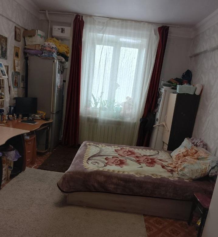 Продам 4-комнатную квартиру в Красноярске в Железнодорожном р-не, Свободный проспект, 44