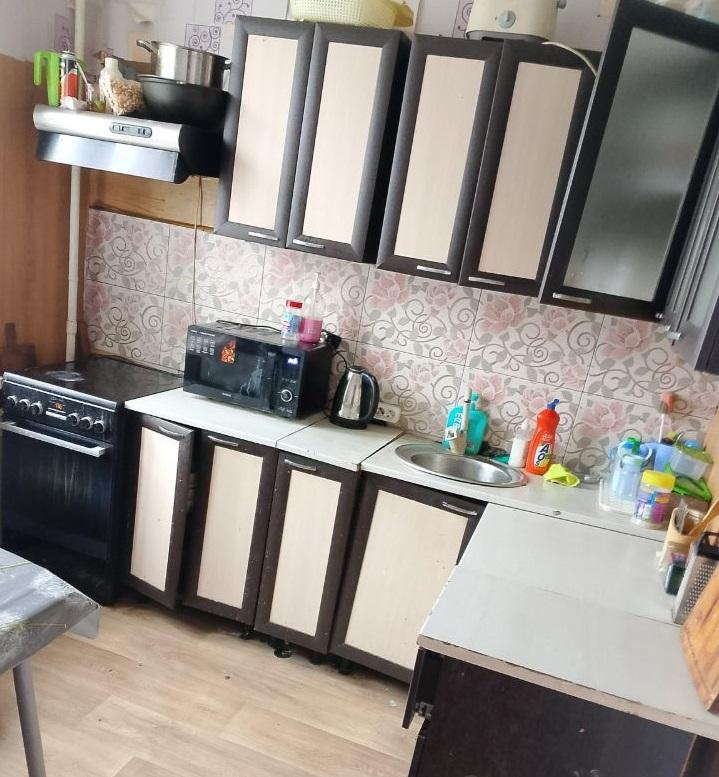 Продам 4-комнатную квартиру в Красноярске в Железнодорожном р-не, Свободный проспект, 44