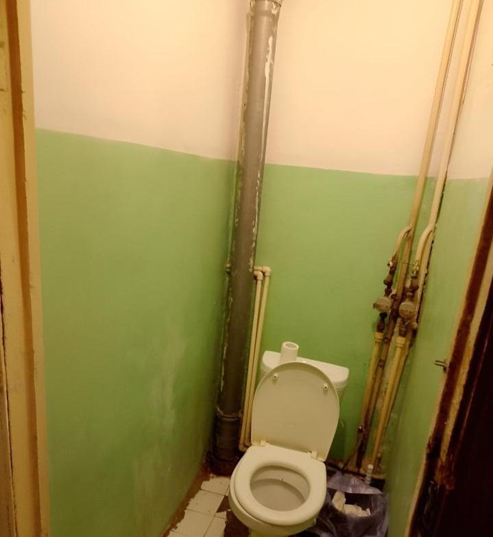 Продам 4-комнатную квартиру в Красноярске в Железнодорожном р-не, Свободный проспект, 44