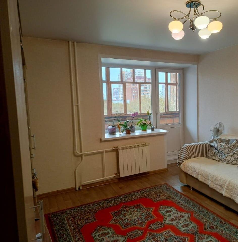 Продам 4-комнатную квартиру в Красноярске в Советском р-не, Северный, Комсомольский проспект, 23