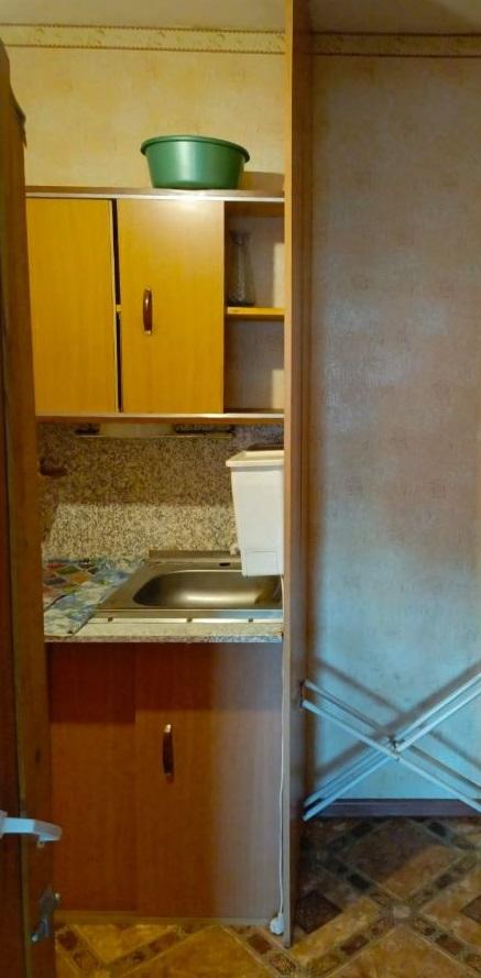Продам комнату в Красноярске в Ленинском р-не, Энергетики, Львовская улица, 64