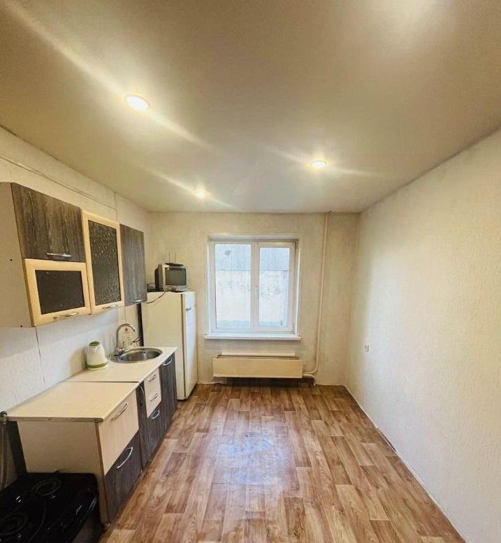 Продам комнату в Красноярске в Ленинском р-не, Тамбовская улица, 23а