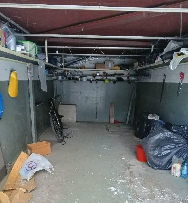 Продам гараж в Красноярске в Центральном р-не, Ленина улица, 98