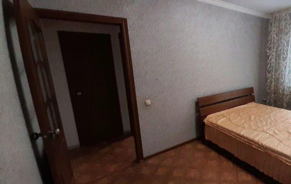 Сдается 3-комнатная квартира в Красноярске в Советском р-не, Октябрьская улица, 1