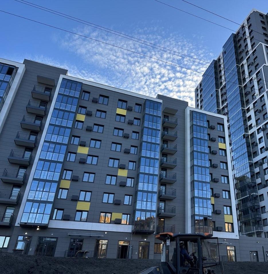 Продам 1-комнатную квартиру в новостройке в Красноярске в Октябрьском р-не, Свободный проспект, 66м