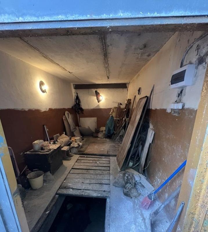 Сдается гараж в Красноярске в Центральном р-не, Ленина улица, 97