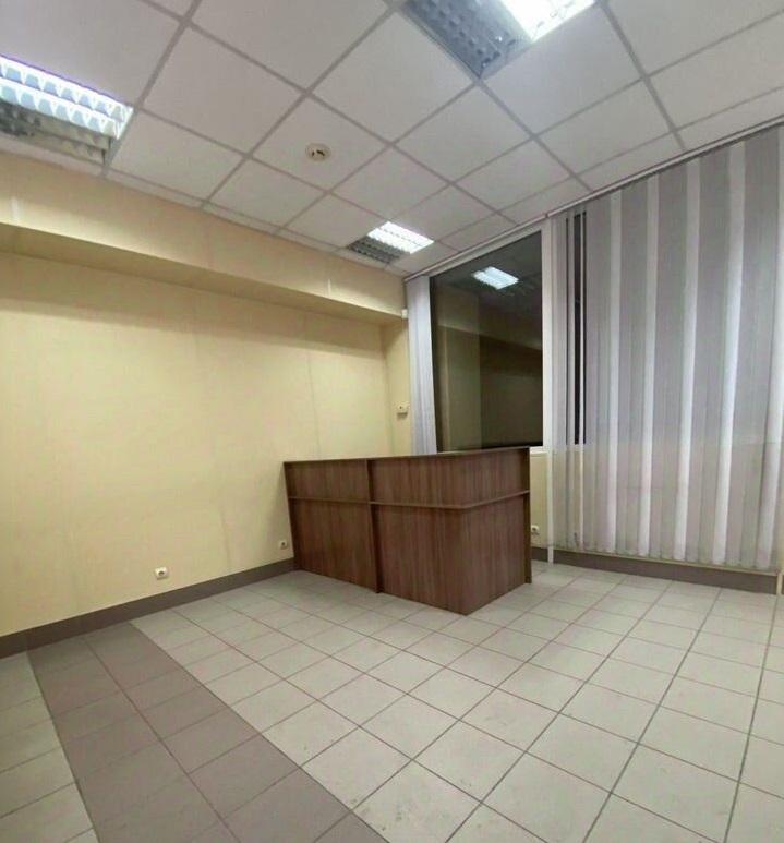 Продам офис в Красноярске в Центральном р-не, Урицкого улица, 117