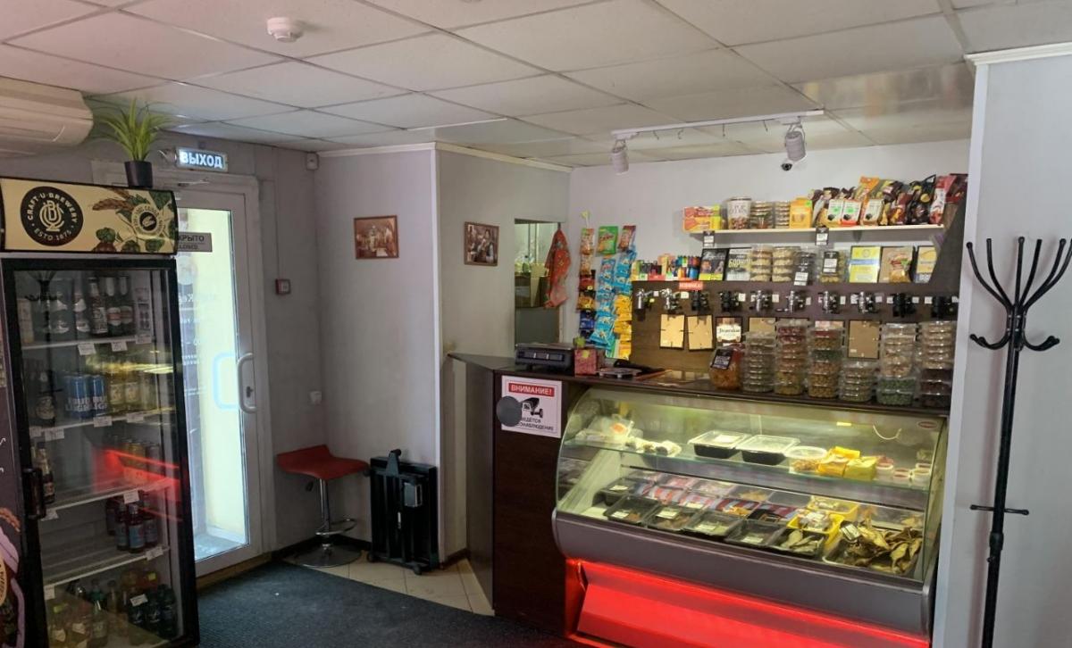 Продам помещение под общепит в Красноярске в Ленинском р-не, Красноярский Рабочий проспект имени газеты, 74