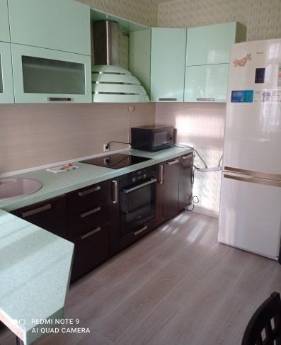 Сдам на сутки 3-комнатную квартиру в Красноярске в Советском р-не, Алексеева улица, 53