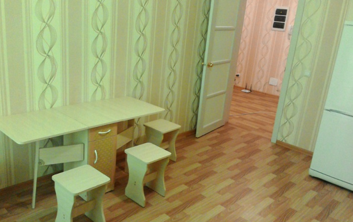 Сдам на сутки 4-комнатную квартиру в Красноярске в Советском р-не, 9 Мая улица, 83