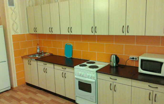 Сдам на сутки 4-комнатную квартиру в Красноярске в Советском р-не, 9 Мая улица, 83