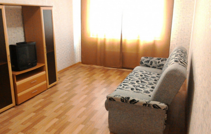 Сдам на сутки 4-комнатную квартиру в Красноярске в Советском р-не, 9 Мая улица, 83