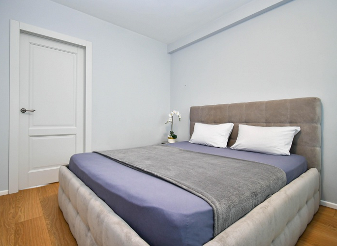 Сдам на сутки 3-комнатную квартиру в Красноярске в Центральном р-не, Робеспьера улица, 32