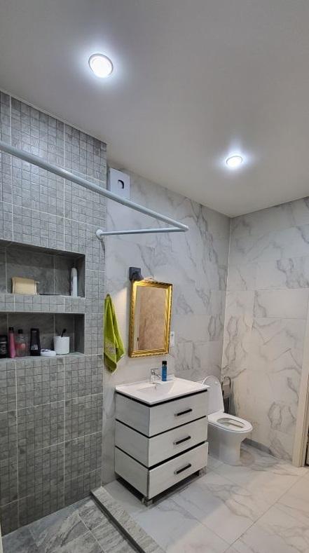 Продам 3-комнатную квартиру в Воронеже в Центральном р-не, Плехановская улица, 54