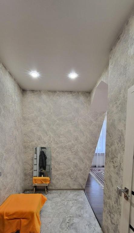 Продам 3-комнатную квартиру в Воронеже в Центральном р-не, Плехановская улица, 54