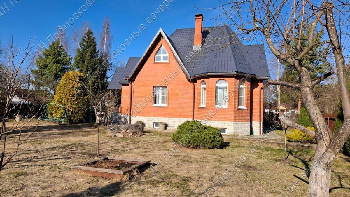 Продам коттедж  в Солнечногорском районе в Повадино