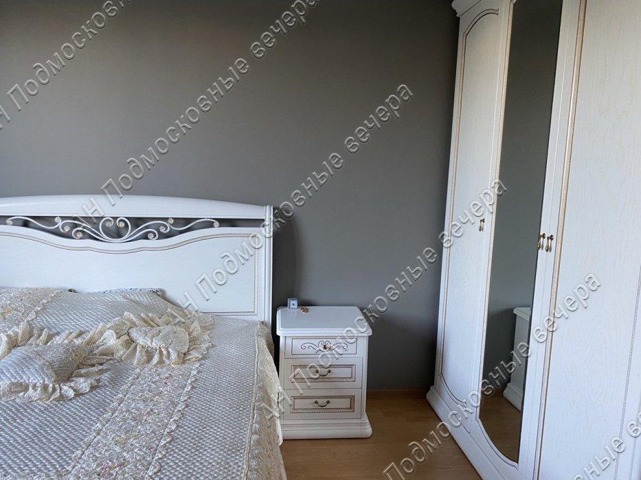 Продам 3-комнатную квартиру в Москве, Северный бульвар, 2