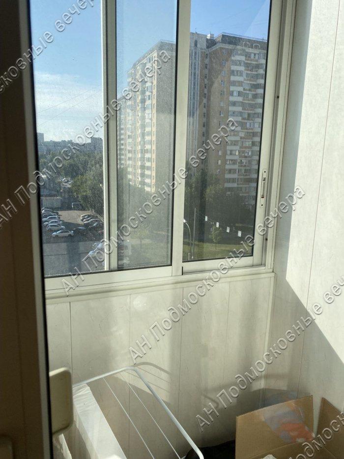 Продам 3-комнатную квартиру в Москве, Северный бульвар, 2