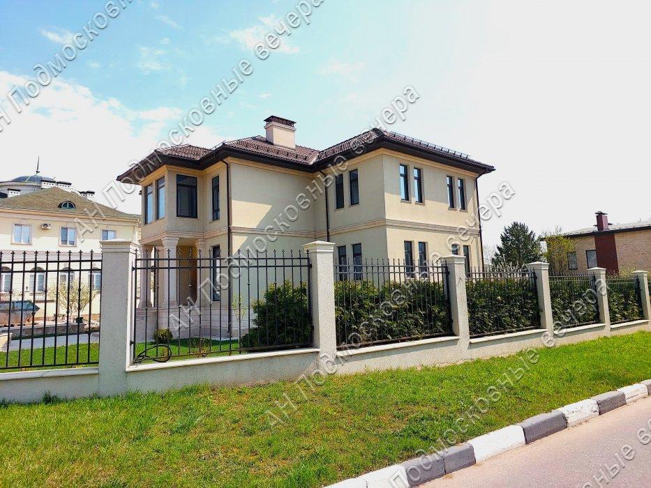 Продам коттедж  в Красногорском районе в Глухово