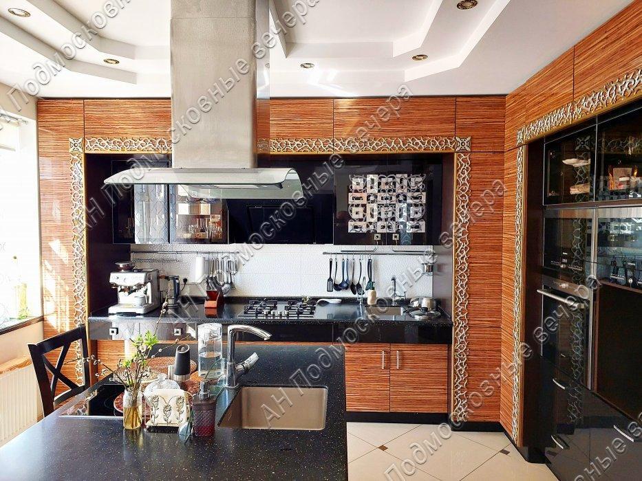 Продам коттедж  в Покровское