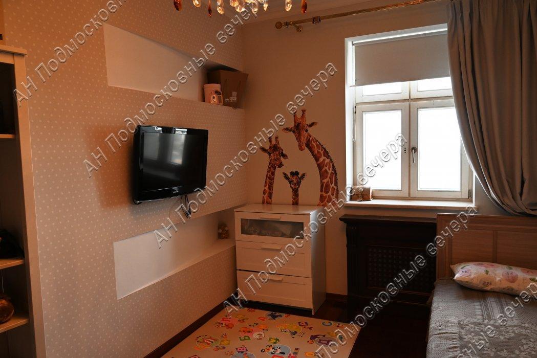 Продам 4-комнатную квартиру в Москве в Западном р-не, 3