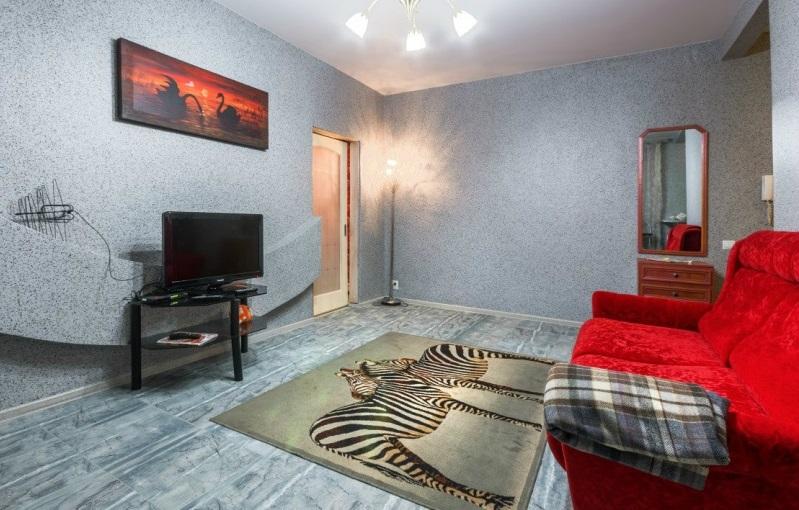 Сдам на сутки 3-комнатную квартиру в Воронеже в Центральном р-не, Плехановская улица, 40