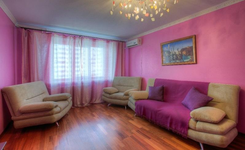 Сдам на сутки 3-комнатную квартиру в Воронеже в Центральном р-не, Войкова улица, 6