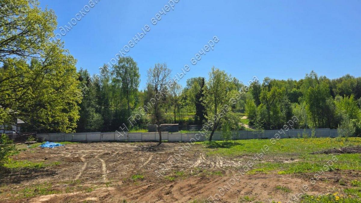 Продам участок в Зорино