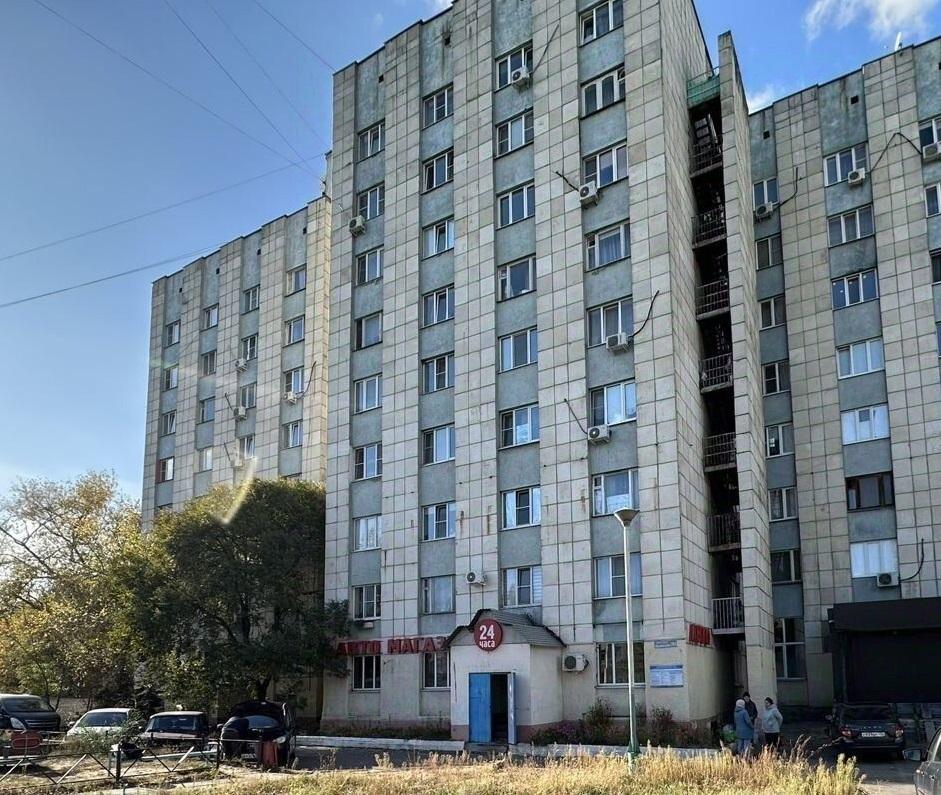 Продам торговое помещение в Воронеже в Железнодорожном р-не, Ленинский проспект, 203