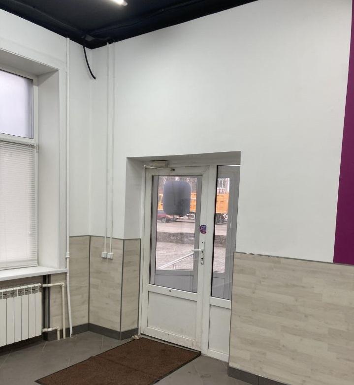 Продам помещение под услуги в Воронеже в Коминтерновском р-не, Проспект Труда, 88