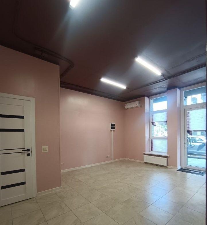 Продам помещение под общепит в Воронеже в Железнодорожном р-не, Гаршина улица, 25к4