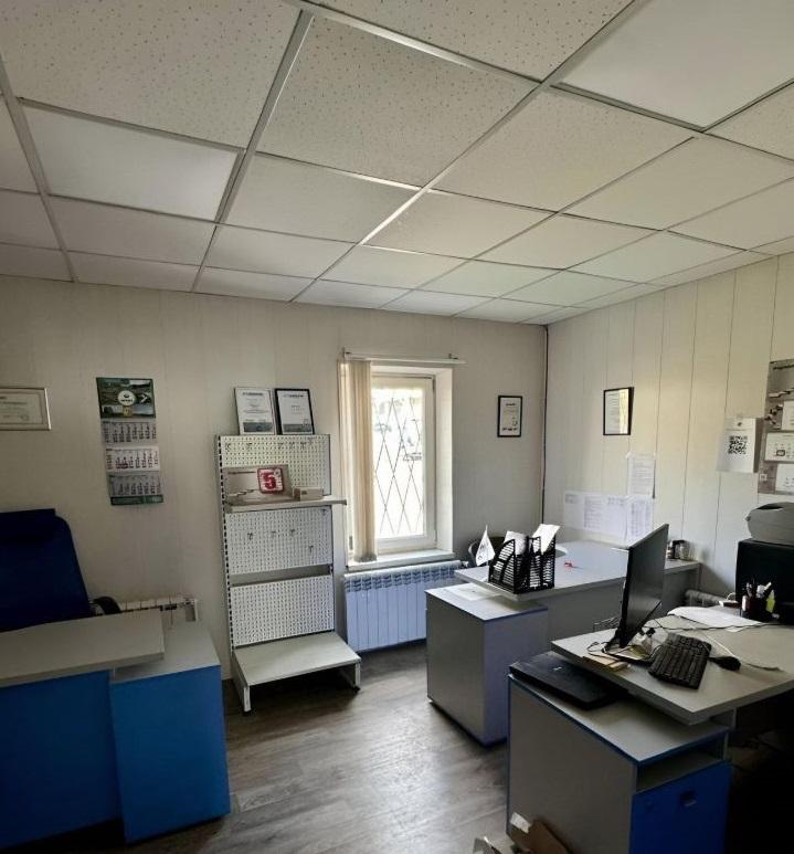 Продам склад в Бобровском районе