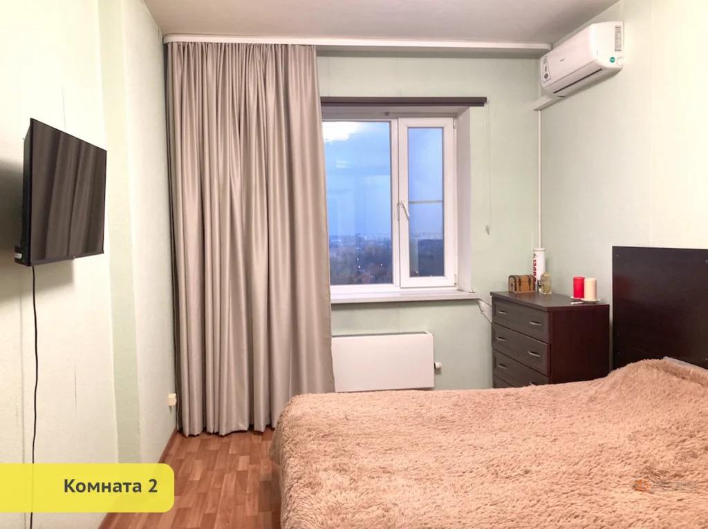 Продам 2-комнатную квартиру в Чехове, 17б